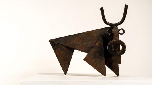 BULL - height 19 cm, iron, 1993