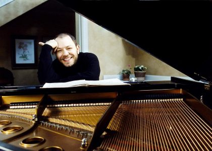 „Klassik trifft Romantik“. Özgur Aydin spielt in der Philharmonie Berlin
